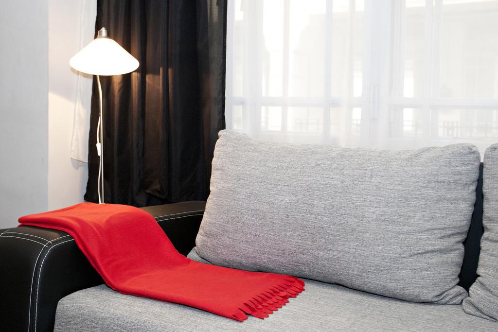 Diana Apartment On Vaci Utca Budapest Zimmer foto