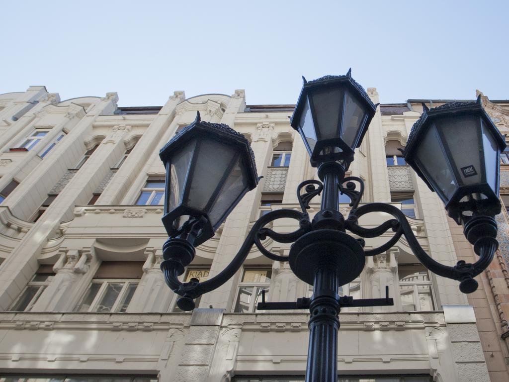 Diana Apartment On Vaci Utca Budapest Exterior foto
