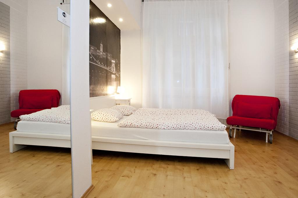 Diana Apartment On Vaci Utca Budapest Exterior foto