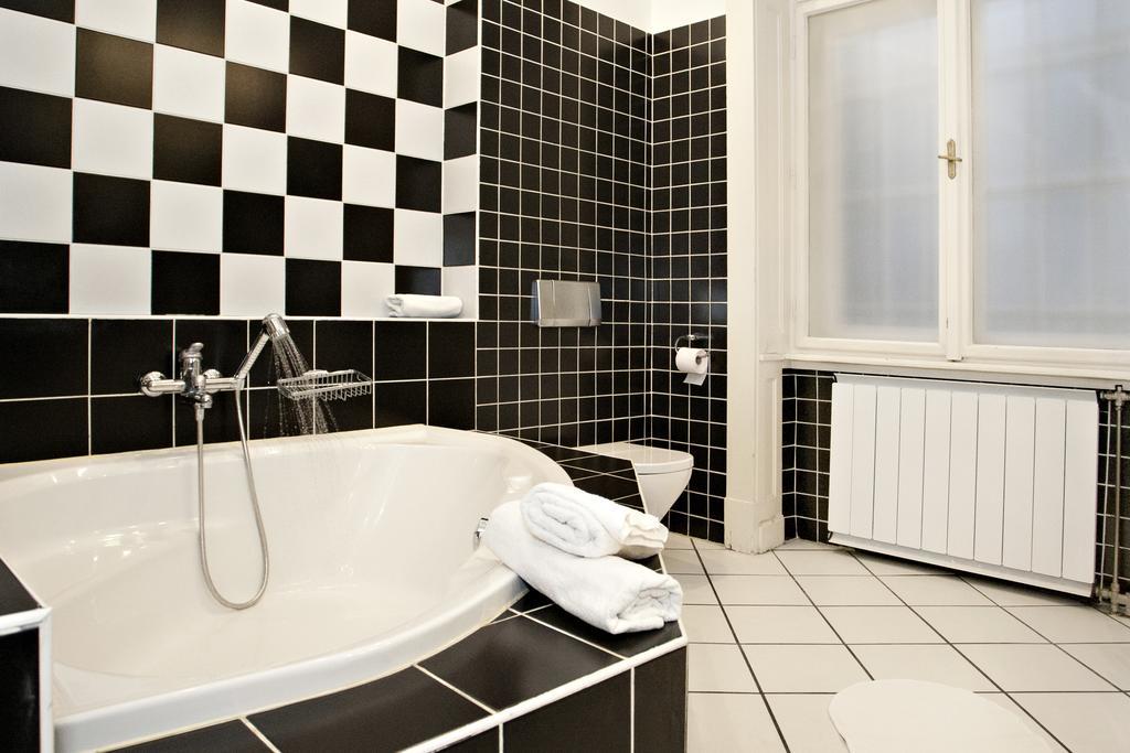 Diana Apartment On Vaci Utca Budapest Exterior foto