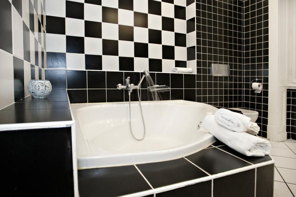 Diana Apartment On Vaci Utca Budapest Exterior foto